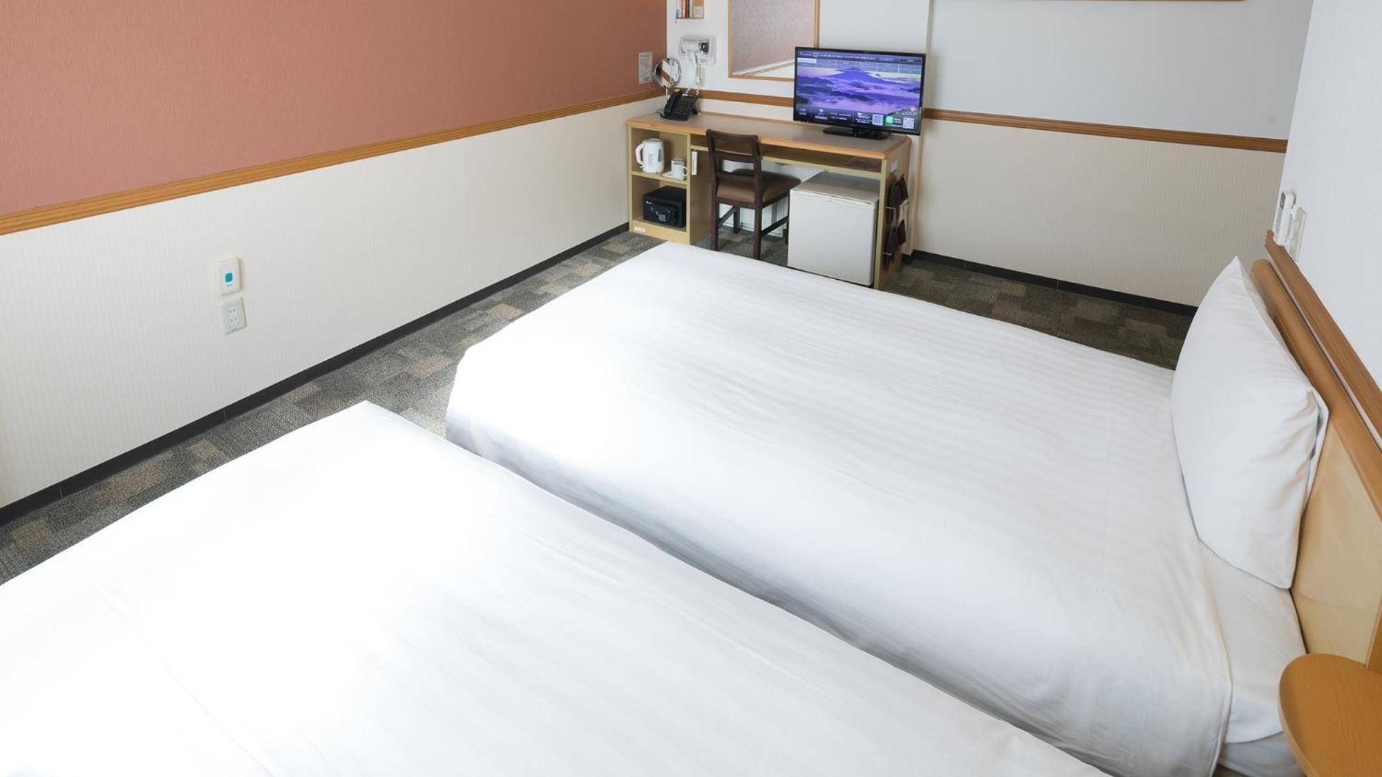 Toyoko Inn Tokyo Shinagawa-Eki Takanawa-Guchi Номер фото