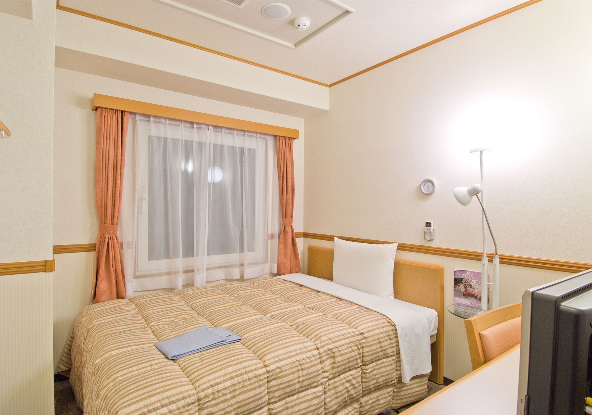 Toyoko Inn Tokyo Shinagawa-Eki Takanawa-Guchi Экстерьер фото