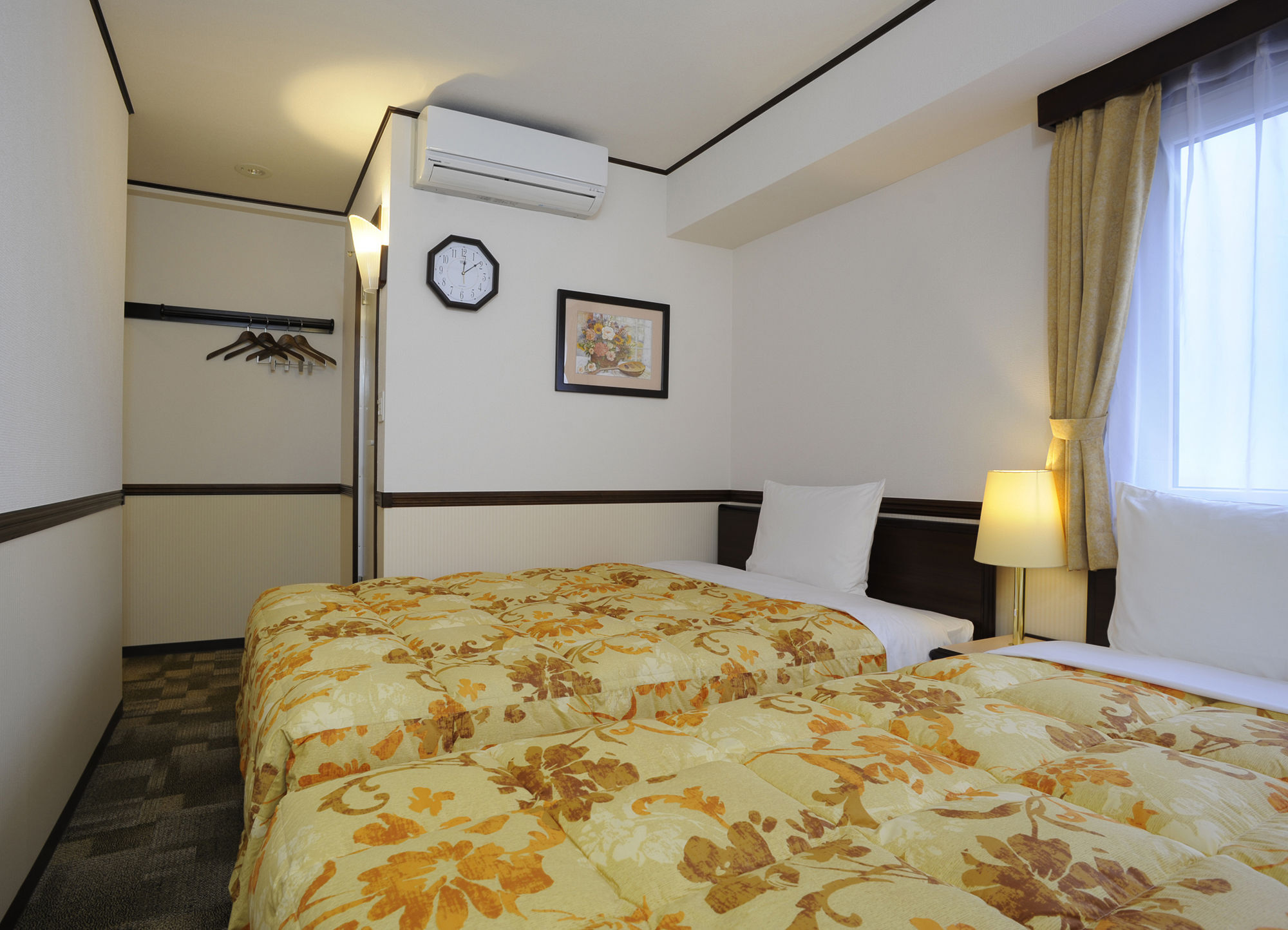 Toyoko Inn Tokyo Shinagawa-Eki Takanawa-Guchi Экстерьер фото