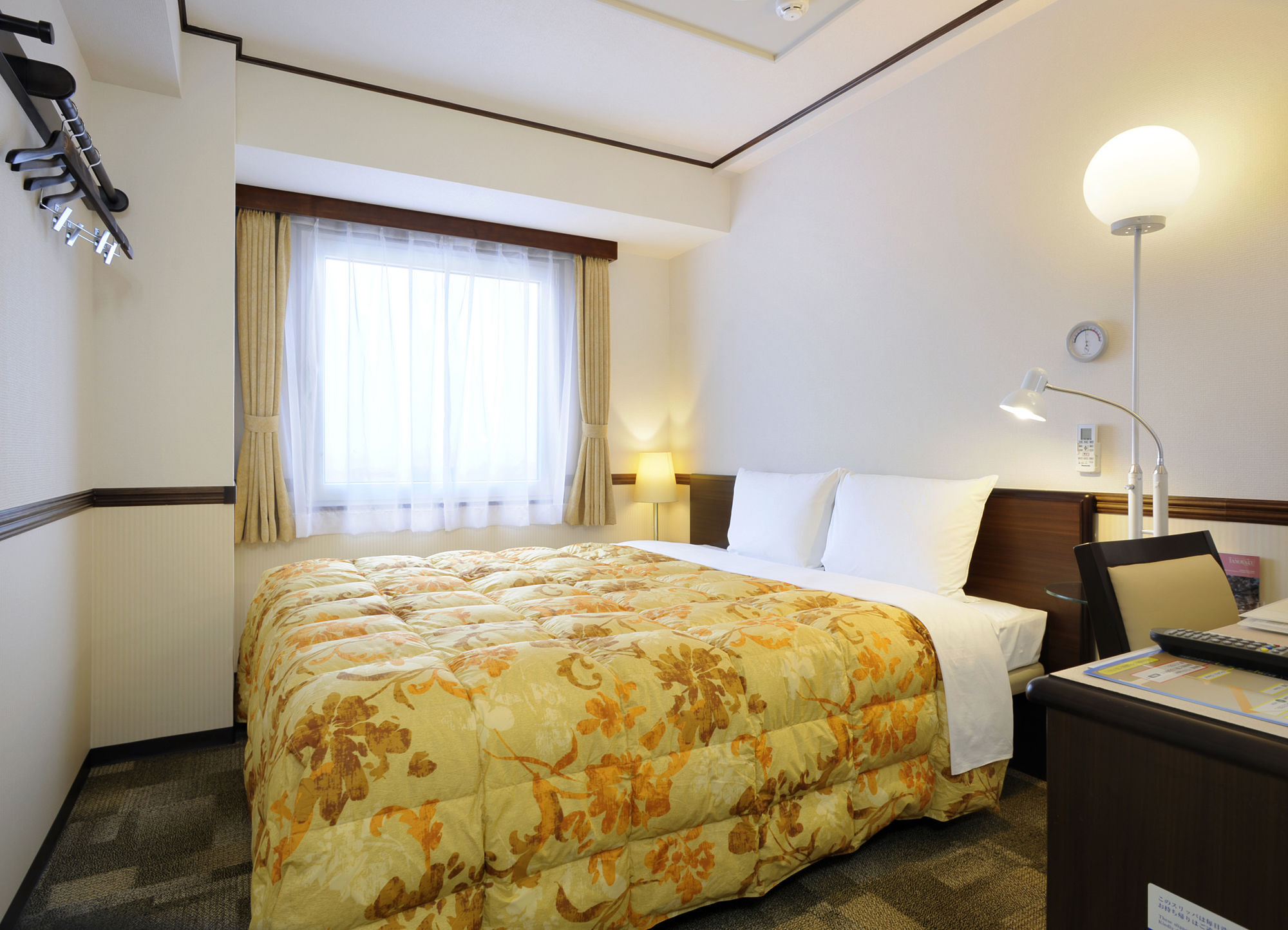 Toyoko Inn Tokyo Shinagawa-Eki Takanawa-Guchi Экстерьер фото